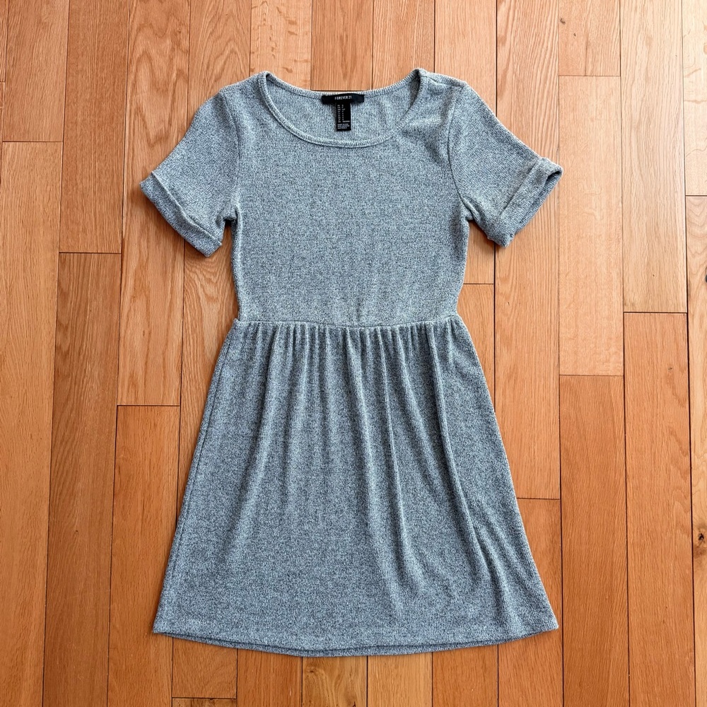 Forever 21 Grey Babydoll Dress/Top w Cuffed Sleeves 🩶